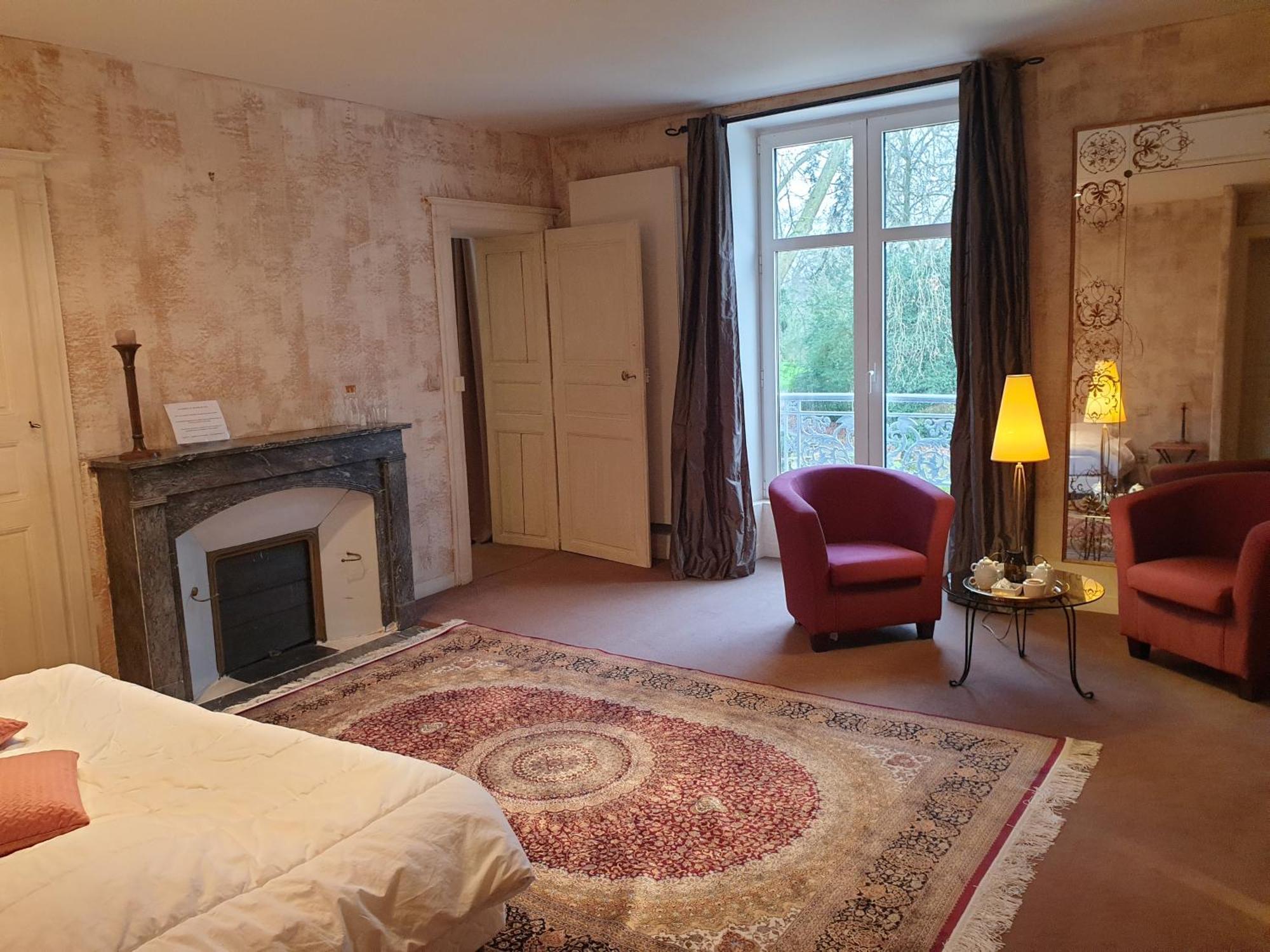 La Villa Des Arts Savigne-l'Eveque 외부 사진