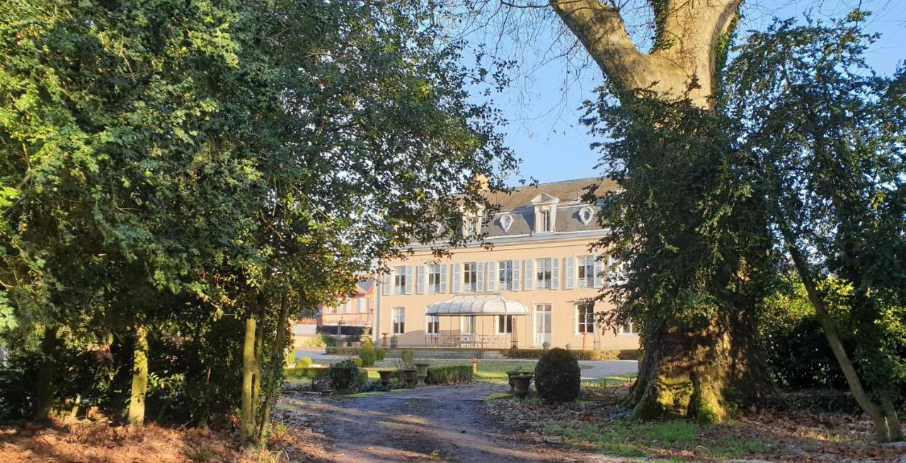 La Villa Des Arts Savigne-l'Eveque 외부 사진