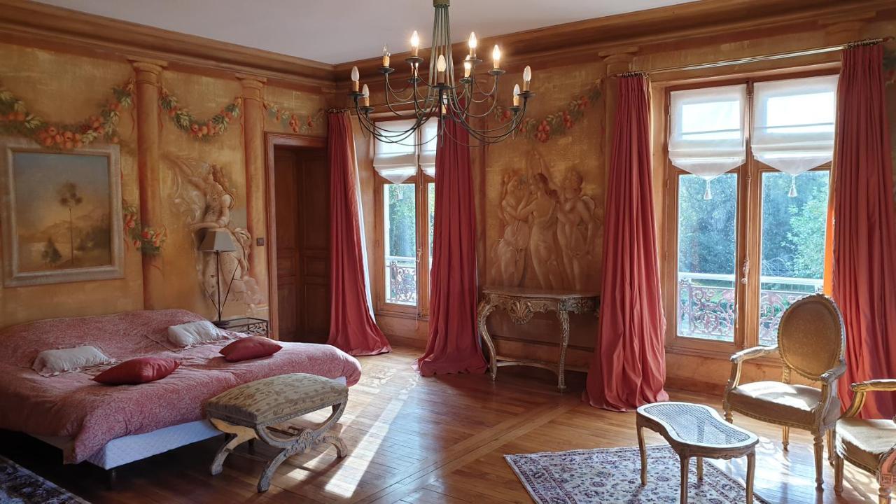 La Villa Des Arts Savigne-l'Eveque 외부 사진